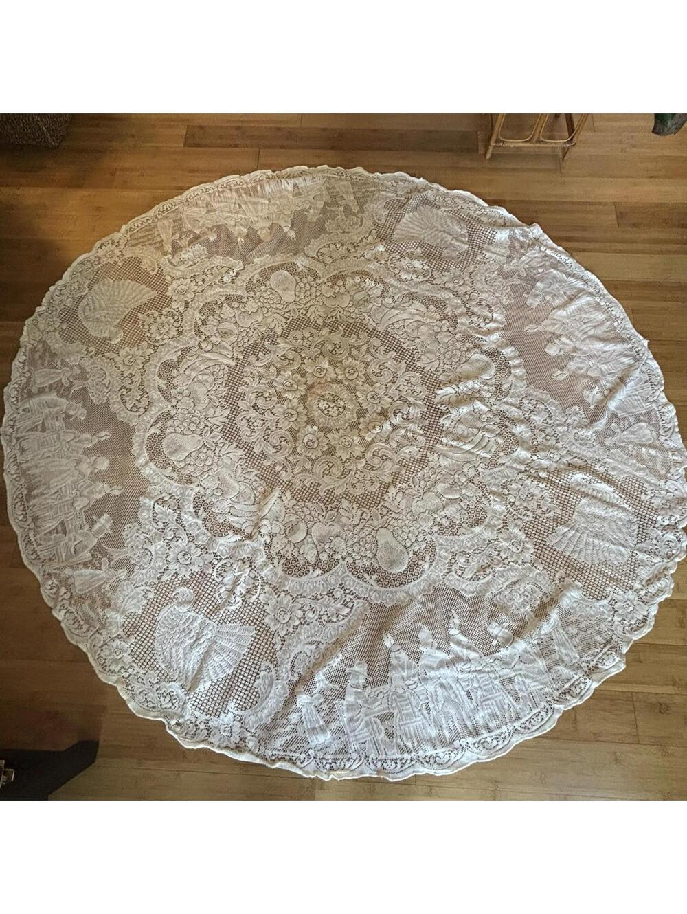 Vintage Figural Lace Tablecloth Round 68” Scenic Banquet Birds